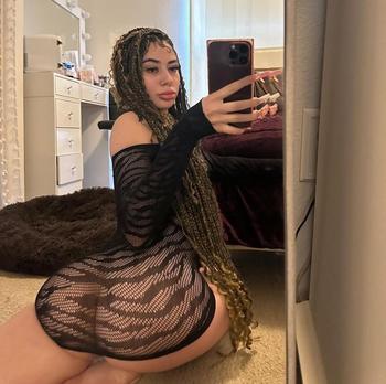 Dahiana, 24  female escort, Newport News